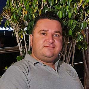 تصویر فرزاد نائیج ونوش